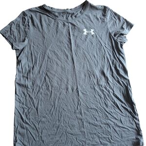 EUC Under Armour Women's Medium Turn It Up Gray Crewneck Short Sleeve Shirt
